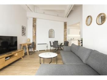 Cozy and modern apartment in Sant Gervasi